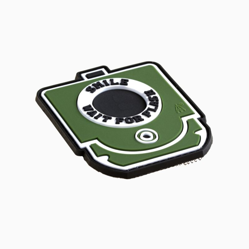 Smile and Wait – Moral patch PVC velcro | Jacket To Go