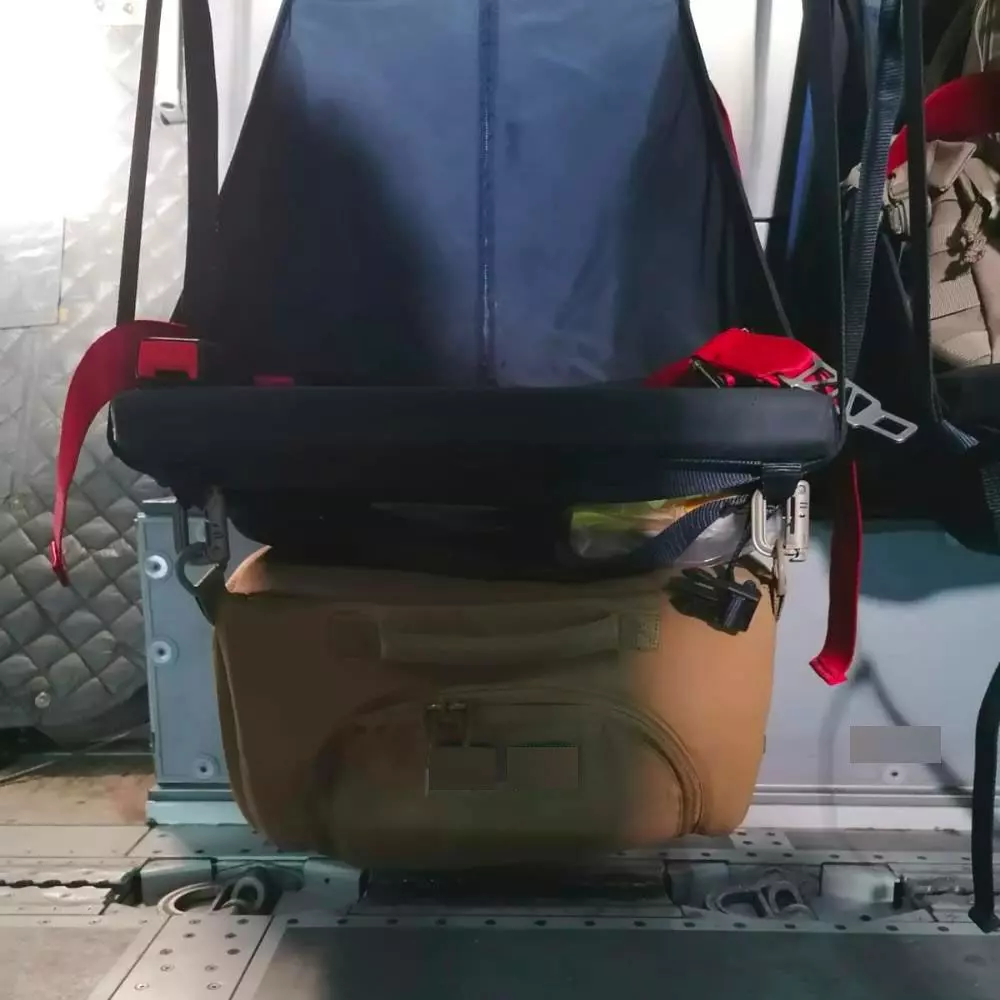 Sac à Casque Moto 30L étanche Et Verrouillable - Universel Pour Casques Intégraux Ou Demi-casques - Noir